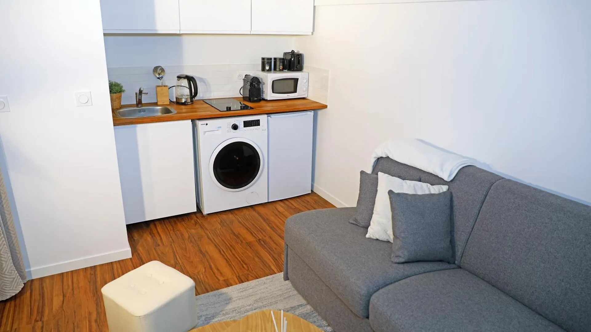 Eiffel Tour - Cosy Maneo Apartment Paris